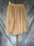 Falda tul beige