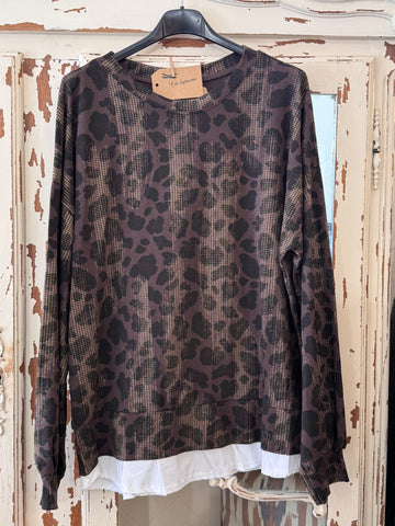 Camiseta Animal print marrón
