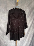 Camisa negra estrellas