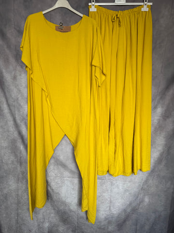 Conjunto Mocca amarillo