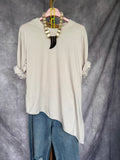 Camiseta Asimétrica Beige