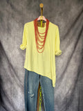 Camiseta Asimétrica Amarilla