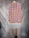 Kimono bordado con flecos
