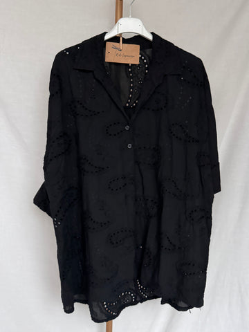 Camisa bordados negra