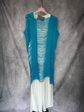 Chaleco macramé azul