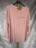 Camiseta botones rosa