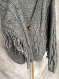 Chaqueta gris  flecos