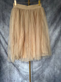 Falda tul beige