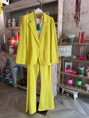 Conjunto Amarillo