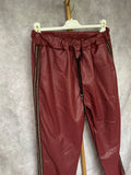 Pantalón jogger polipiel