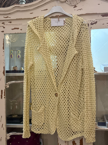 Chaqueta calada amarilla