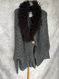 Chaqueta punto con cuello gris